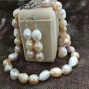 Cultured pearl jewelry set
