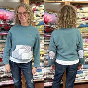 Repurposed Champion Pouch Pocket Sweatshirt Vintage Quilt Elbow Patch Patchwork Sweatshirt Quilt Clothes Quilt Coat Upcycled Vintage Quilt