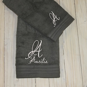 Toalla de mano personalizada, toallas de mano personalizadas con letras elegantes y monogramadas en espiral.