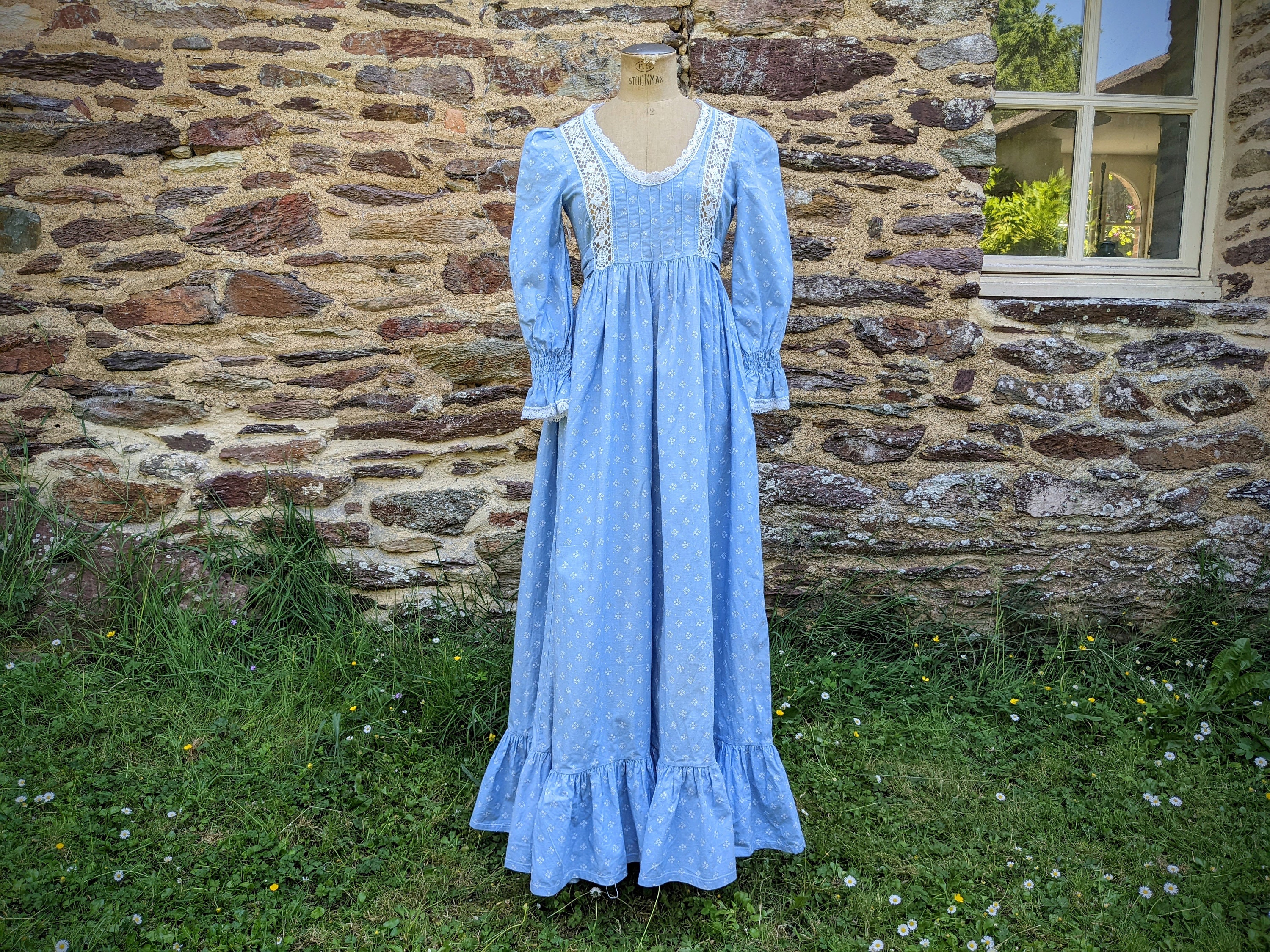1970s laura ashley dress