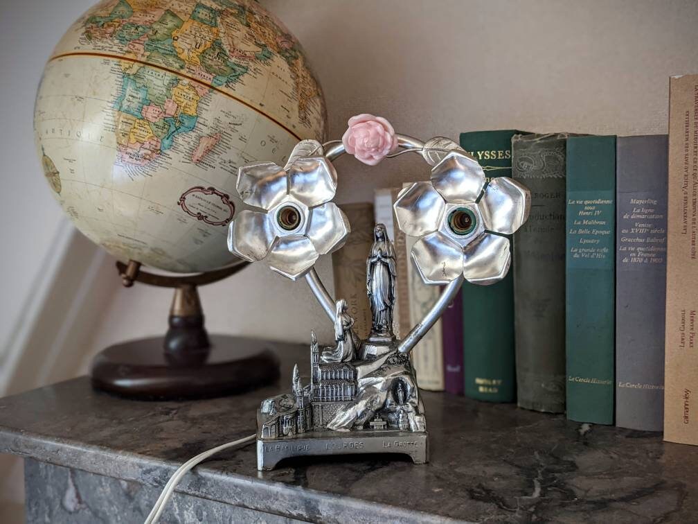 Lampe Souvenir Vintage Lourdes & Boîte à Musique | Des Années 1950 ou 1960 Français Religieuse Statu