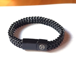 Black Stainless Steel Mesh Bracelet with Triskel Schmuck Armband Triskelion Pulsera Gift for Him