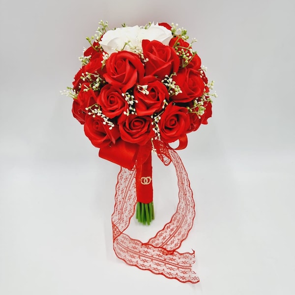 Bouquet de mariée fleurs rouges et blancs