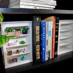 Bookshelf Bookend | Bookcase Bookshelf Decor |   Book Lover | Book Worm Gift