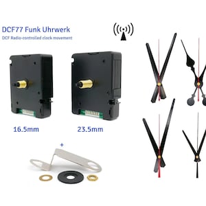Op de afbeelding: Twee zwarte klokmechanismen met radiogestuurde technologie, gelabeld "DCF77 Funk Uhrwerk" en "DCF Radio-controlled clock movement". De mechanismen zijn 16,5 mm en 23,5 mm groot. Een set klokwijzers in zwart en goud is ook inbegrepen, samen met een metalen beugel, een ring en een moer.