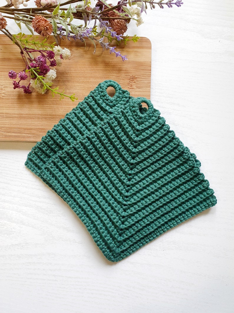 Crocheted pot holders different colors 1 pair Crocheted cotton pot holders useful kitchen utensils small gift idea Mintgrün