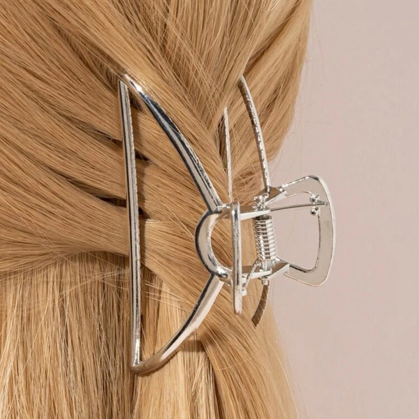 Silver Metal Hair Claw Clip, Hair Clip for Medium Thick Hair, Strong Metal Claw Clip, Minimalist Claw for Hair.