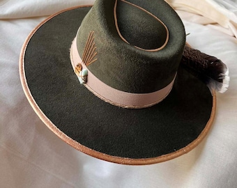 Cappello di cristallo di Tulum, l'anima della foresta