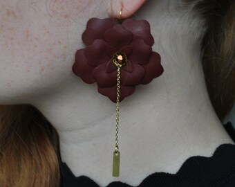 Burgundy floral earring with pendant and chain