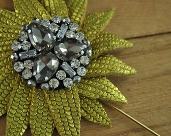 Sunflower brooch, Pic à Chapeau, Brooch pin, luxury brooches, luxury fashion brooch pin, brooch for women