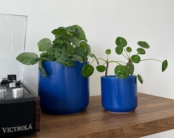 Electric Blue Ceramic Planter Pots/catcus planter/home decor/indoor outdoor plants /gift idea /birthday gift /garden  boho decor/