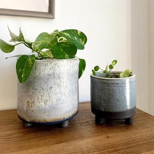 Blue Gradient Ceramic Footed Planter Pots.Indoor Outdoor Plant Decoration/Pottery. Minimalist/Garden.Ceramic Pot. Phothos Plant/gift idea