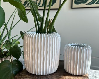 feet for potted plants Plant Pot Feet Risers Set of 3  PETG, UV and Shatter Resistant, For 8   GLU3D Prints