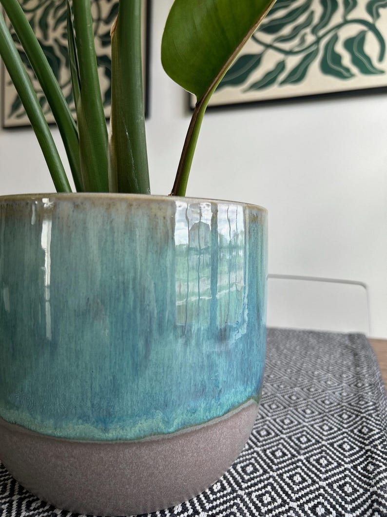 Sea Blue Ceramic Plant Pot: Minimalist Indoor Planter image 4