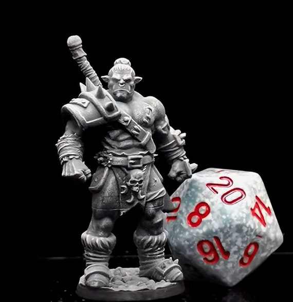 Nadug Combattente Mezzo Orco Miniature RPG UK / Risoluzione Ultra HD 4K /  Dettagli estremi / Più facile da dipingere / Perfetto per Dungeons and  Dragons -  Italia