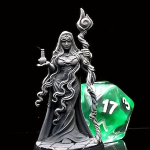 Miriel - Wizard Elf / 4K Ultra HD Handpainted Miniature / Master of Miniatures UK - Perfect for Decorating or Dungeons and Dragons