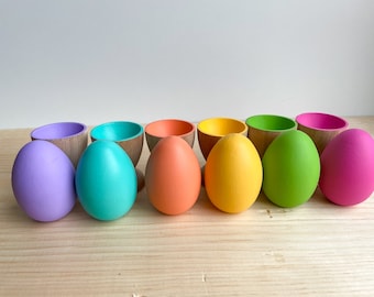 Actividad Montessori de clasificación y combinación de colores de huevos y tazas