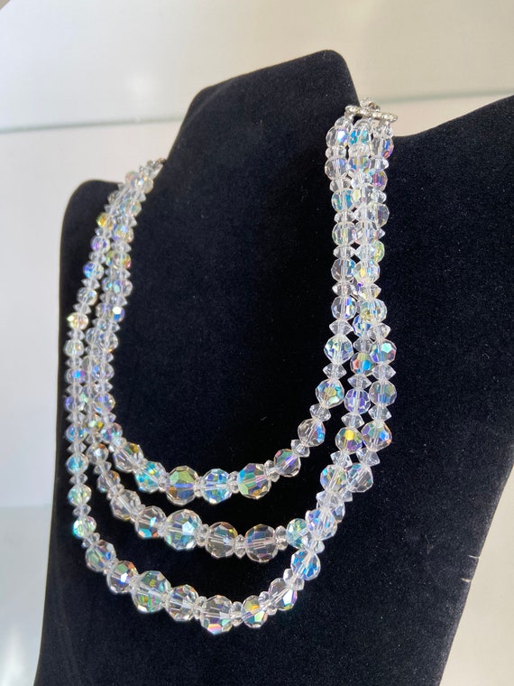 Elegant Vintage Glass Bead Necklace - image 5