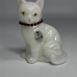 Vintage Fenton Glass Opalescent White Cat June Birthstone Necklace Signed Animal Sticker
