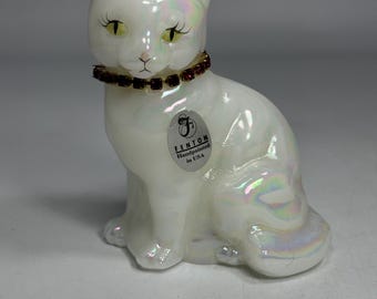 FENTON 眠猫 Fenton Sleeping Cat-Iridescent Pink Rose Peach Satin Hand