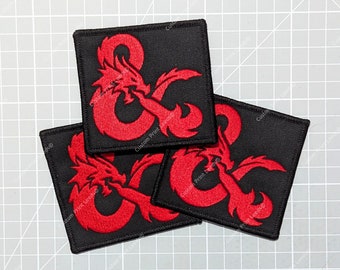 x1 Small Dungeons & Dragons Embroidered Logo Patch - DnD, 80&#39;s Retro, 80&#39;s TV - Iron on Available