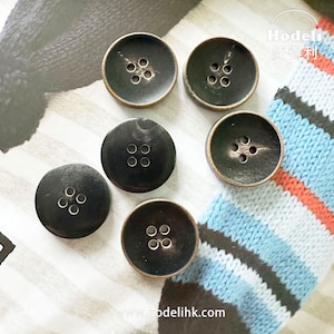 15/18/20/23/25mm Black Genuine Horn Shirt Skirt Suit Coat Suit Dress Sweater Uniform Buttons, 4 hole Flat Natural Buttons