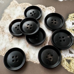 Black and brown Genuine Horn Shirt Skirt Suit Coat Suit Dress Sweater Uniforme Buttons,15mm-28mm, 4 hole Plat Natural Buttons