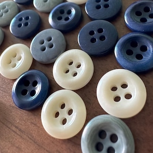 50/100 Pcs 11.5mm White Blue Corozo Buttons for Haute Couture Jacket Shirt Skirt Suit Coat Suit Dress Sweater, 4-hole Natural Buttons