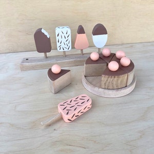 Wooden play birthday cake and ice cream set baby toy Montessori play kitchen accessories Wooden pretend play food set for 1 year old girl