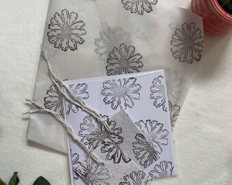 Gift wrap set | card | Tags | Tissue paper | daisy