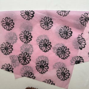 Daisy | COLOURED tissue paper x3 | recycled paper | gift wrapping | luxury gift wrap | golden tissue paper | wrapping paper