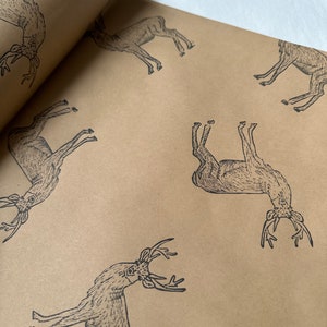 Carta da regalo per cervo, carta da regalo, stampata a mano, lusso, carta da regalo natalizia, carta da regalo con cervo, carta Kraft
