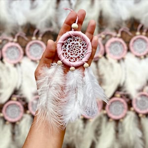 Roze mini-dromenvangerbedankje, gepersonaliseerd babyshowercadeau, verjaardagssouvenirs voor meisjes