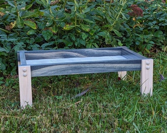 Ground Platform Bird Feeder