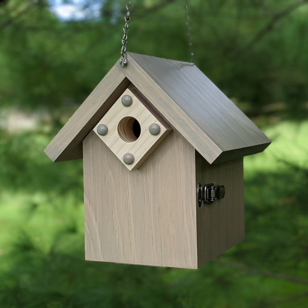 Chickadee Wren Nesting Box Birdhouse