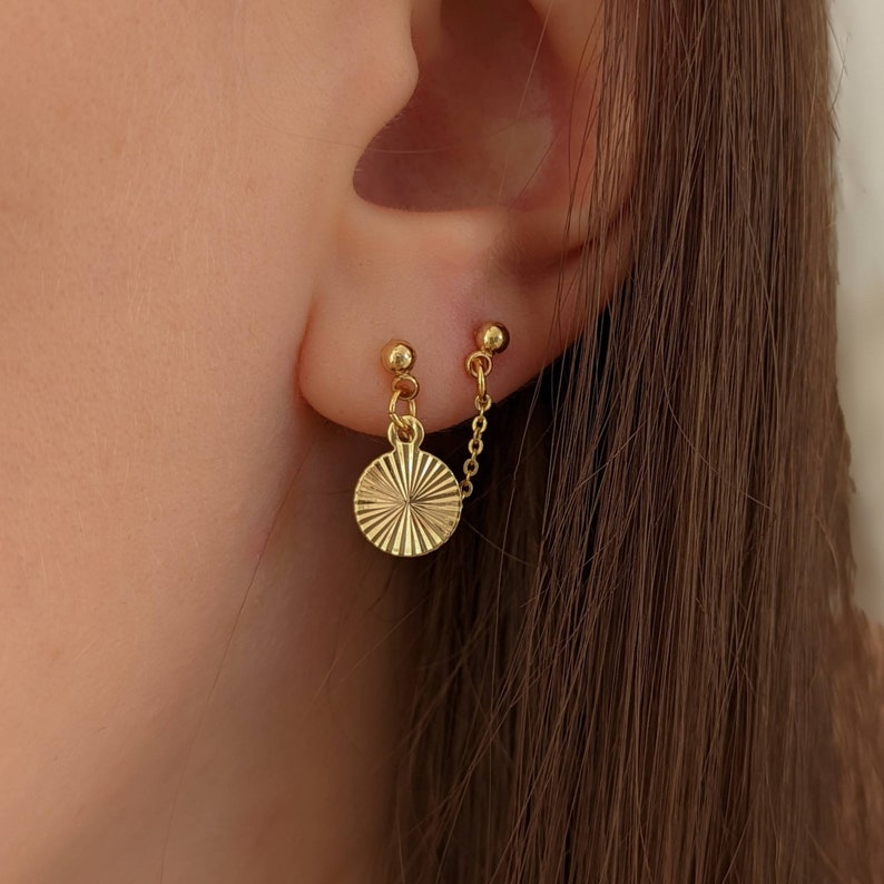 Boucles d'oreilles 2 trous, double piercing, doré à l'or fin, chaine simple, minimaliste image 1