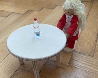 Plywood doll's table