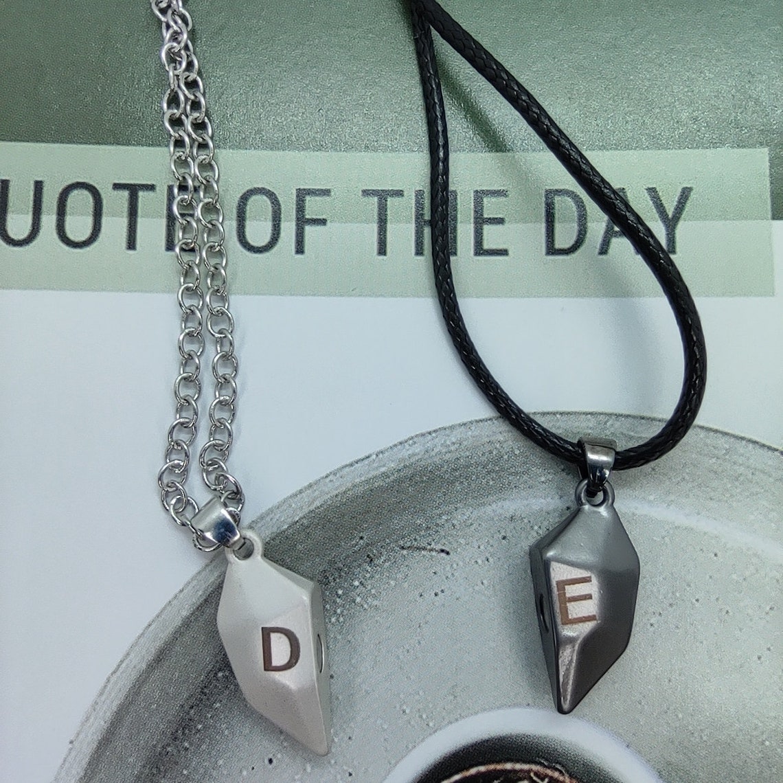 Couple magnetic necklace Clearance