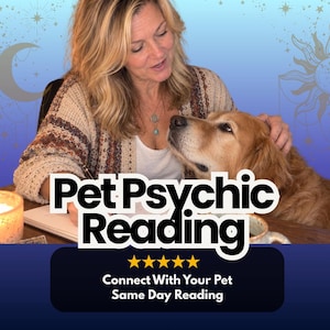 Könnte beinhalten: Ein Golden Retriever sitzt neben einer Person, die in ein Notizbuch schreibt. Der Text Pet Psychic Reading ist in fetten weißen Buchstaben mit schwarzer Umrandung dargestellt. Fünf gelbe Sterne stehen über dem Text Connect With Your Pet Same Day Reading.