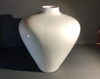 Vintage Haeger White Pottery Vase Model 4444 Modern Circa 1999