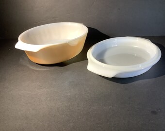 Vintage Fire King Peach Luster 1 1/2 qt Oval Dish w/Lid