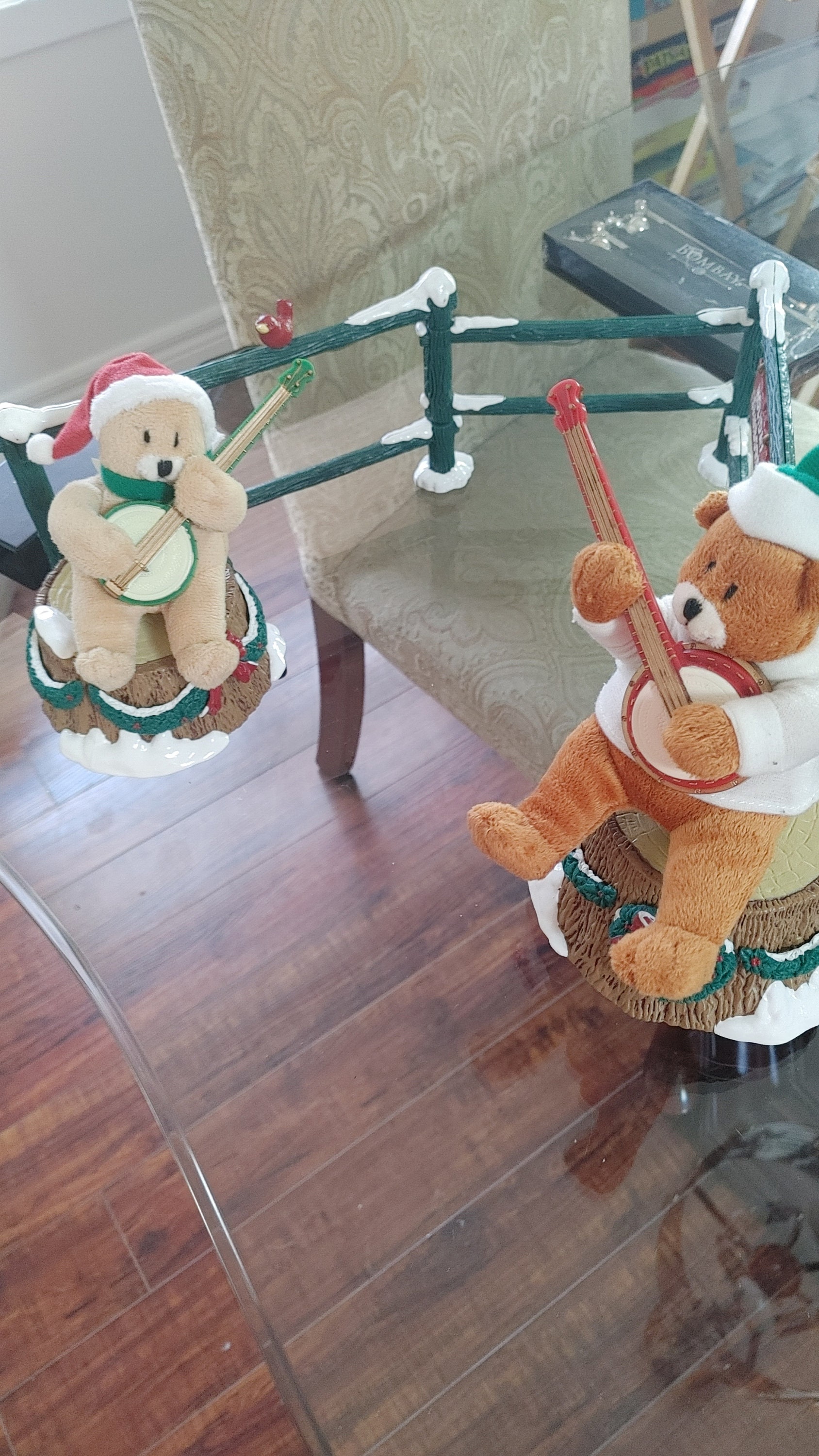 Vintage, Mr. Christmas, Dueling Bears, Country Tunes, Christmas Carols