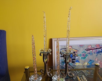 Candele vintage in lucite con scaglie d'oro, argento e bronzo, MCM, Hollywood Regency