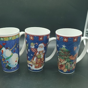 Vintage! Old style art Christmas Mugs. Susan Winget designed special coffee mugs. Christmas coffee mugs. Set of Four