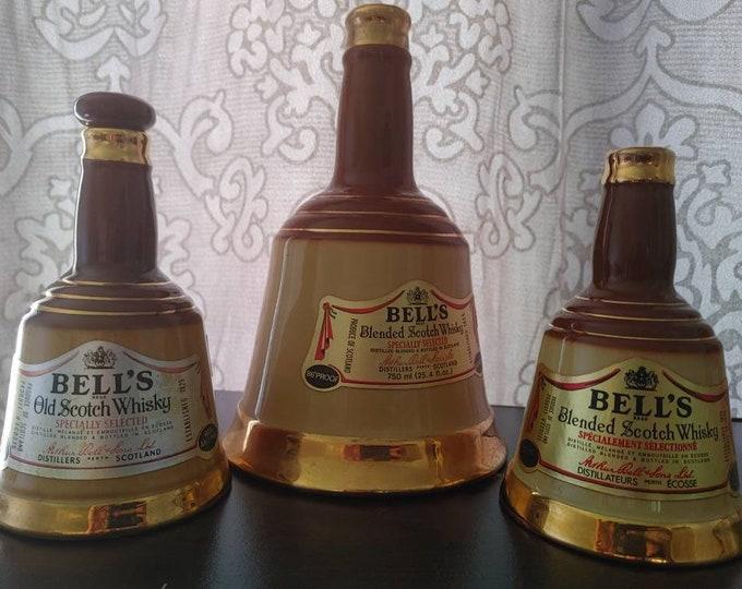 Vintage Bell's Old Scotch Whisky Decanters, Tan an Cream Wade Decanter