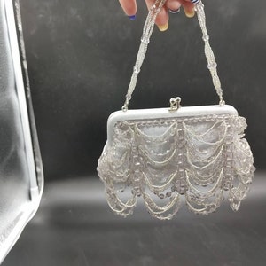 Vintage, Jeanette Lottie, bolso de noche, cartera, clutch, cuentas, brillo, plata, cierre superior, asa, raro,