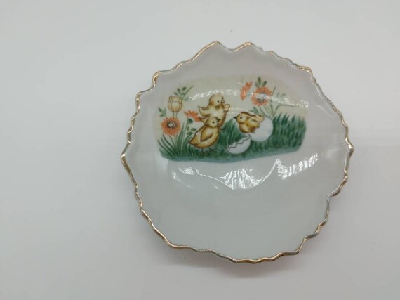 Vintage Small Easter Spring Dish - image 1
