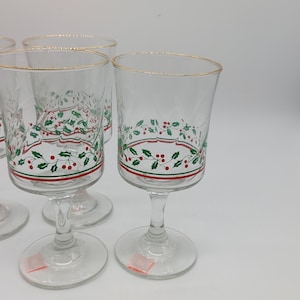 Vintage, Libbey, Christmas Glasses, 1986/87 Arby&#39;s Stemware, Holly & Berries, Gold Trim, Wine/Water Glasses, Set of 5, Very Good Condition