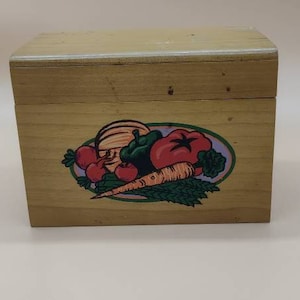 Vintage houten receptendoos, groenten voor recept 4 x 6 inch, map, kaarten.