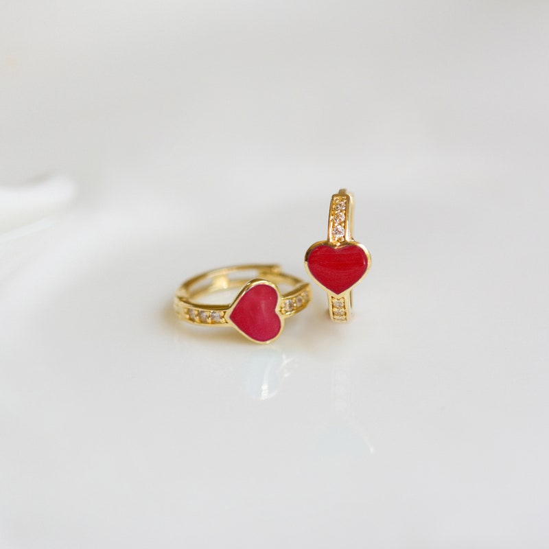 Radiant Heart Huggie Earrings – Gold & Pink main image 0